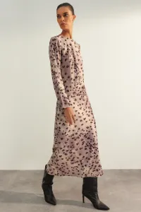 Trendyol Limitovaná edícia Viacfarebný detail chrbta Vzorované saténové tkané šaty