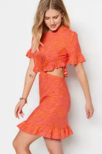 Trendyol oranžový vystrihnutý detailný tkaný šaty