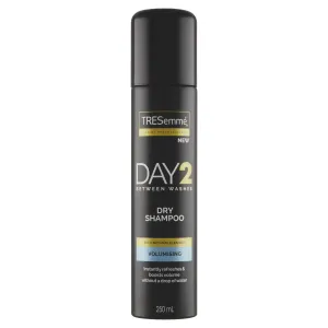 TRESemmé Day 2 Volumising Dry Shampoo 250 ml suchý šampón unisex na mastné vlasy