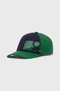 Bavlnená čiapka United Colors of Benetton zelená farba, s potlačou