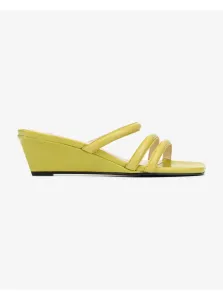 Papuče, žabky pre ženy Vagabond - žltá #1055430