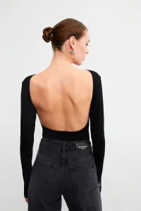 VATKALI Low-cut back blouse