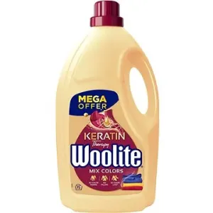 WOOLITE Color With Keratín 4,5 l (75 praní)