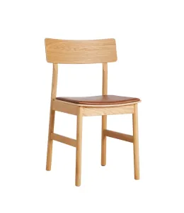Jedálenská stolička 