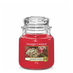 Yankee Candle Aromatická sviečka Classic stredná Peppermint Pinwheels 411 g