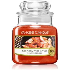 Yankee Candle Aromatická sviečka Classic Crisp Campfire Apples 104 g